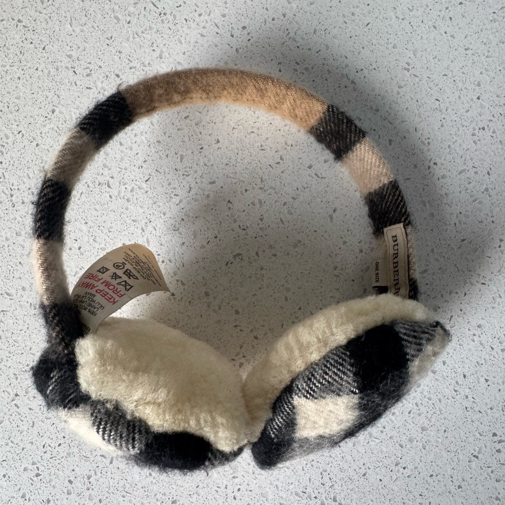 Burberry Plaid earmuffs with Cream and Black plaid